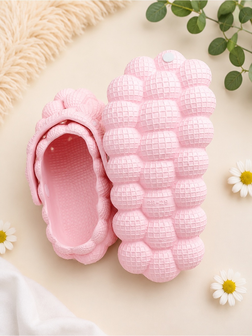 SHEIN Pink Bubble Clog Sandals for Kids
